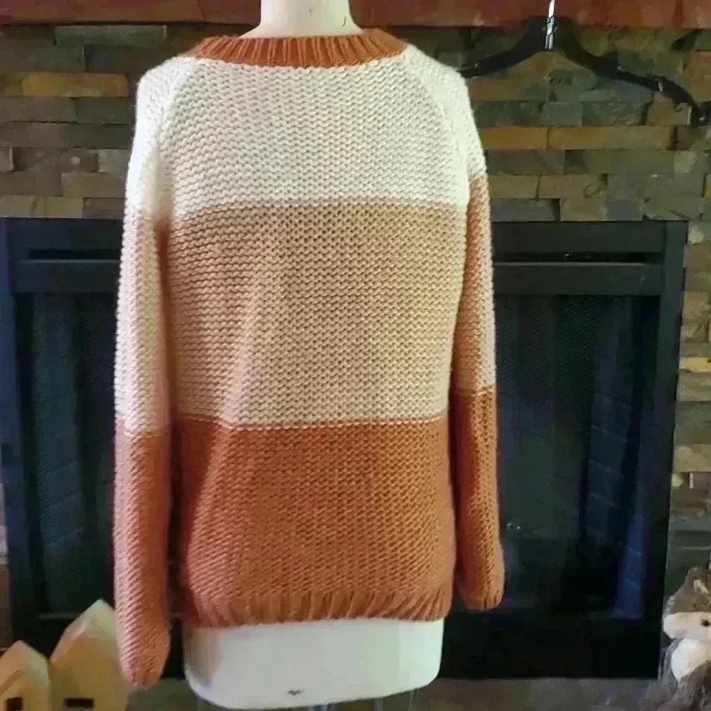 Colorblock sweater - Picture 2 of 2